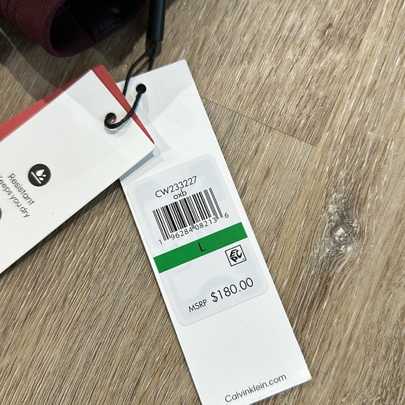 NWT Maroon Calvin Klein size large jacket - Picture 3 of 6